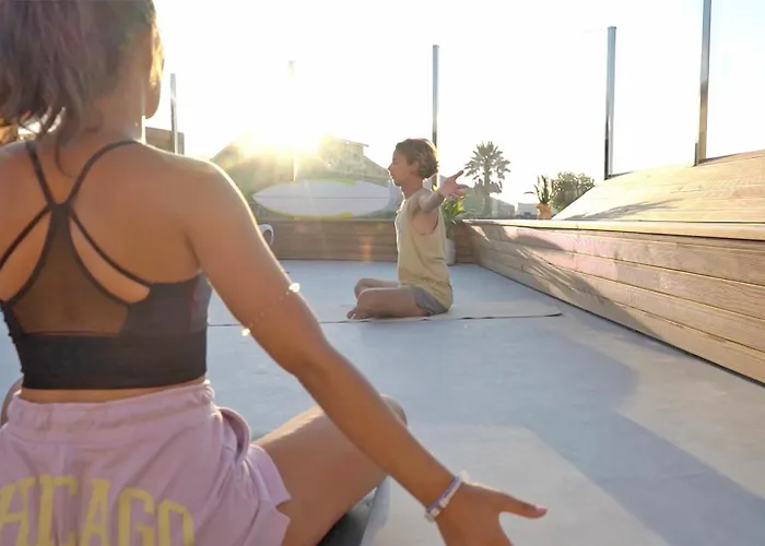 Vandrerhjem Artsurfcamp *