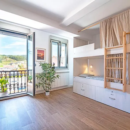 Artsurfcamp بيت شباب كاربالو